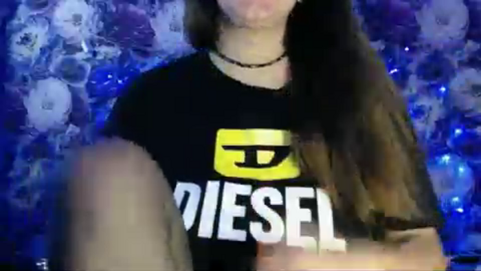 Ylia25