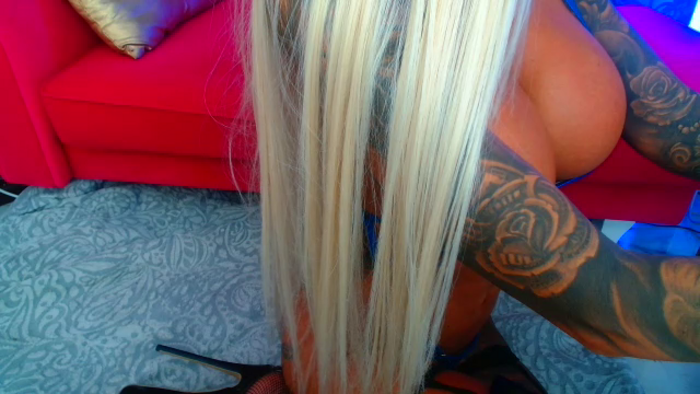 NicoletteShea