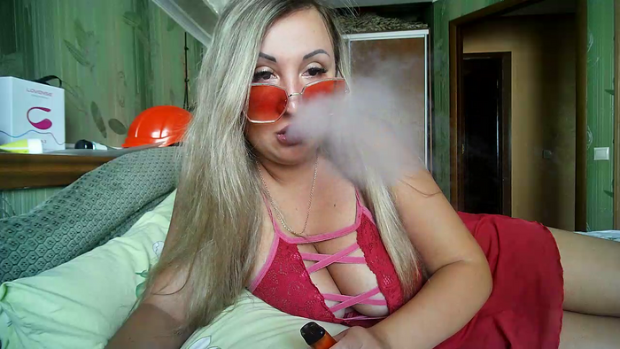 hot_girl_bummer