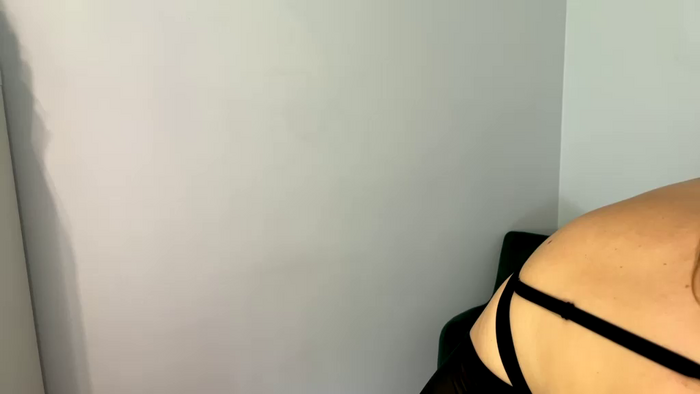 NicolleElle18