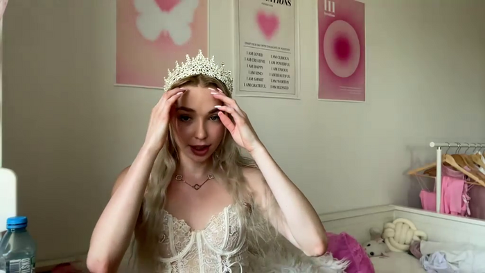 blond_lila