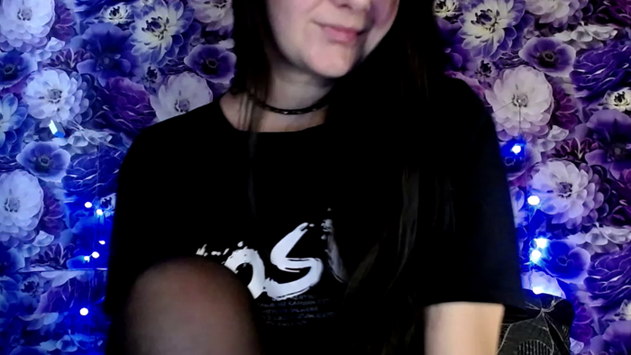 Ylia25
