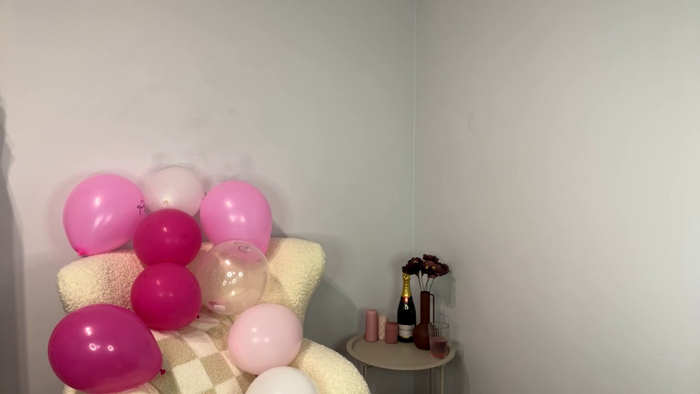 NicolleElle18