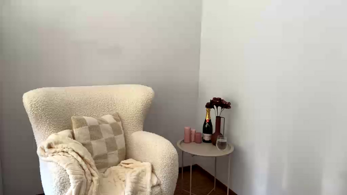 NicolleElle18