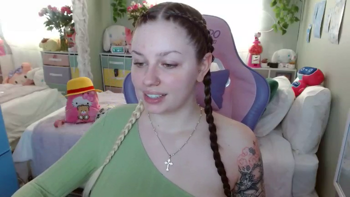 Angelina_Glass