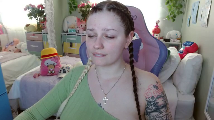 Angelina_Glass