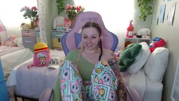 Angelina_Glass