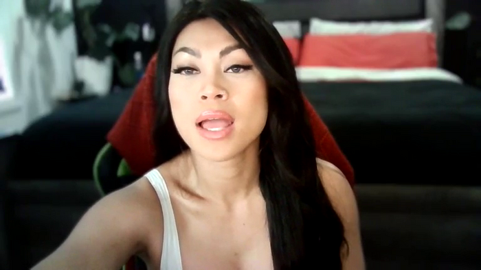 miaqueen143