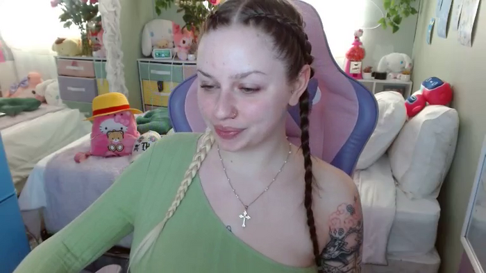 Angelina_Glass