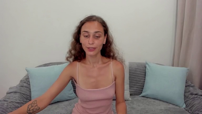 JuliaMoore18