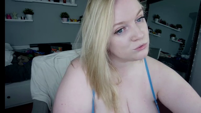 Julie_Bliss