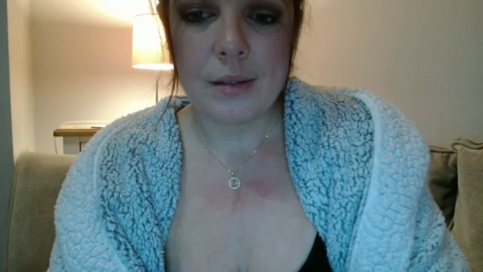 CurvyCourtneyUK