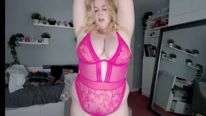 Julie_Bliss