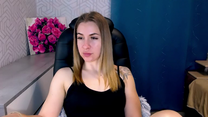 MeganNaughtyy