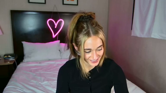 XAshtonRileyX