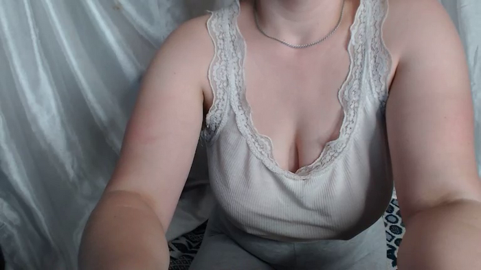 BettyGirlKiss