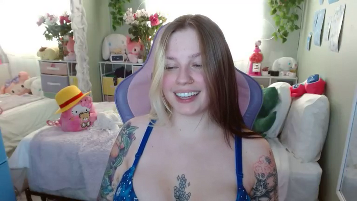 Angelina_Glass