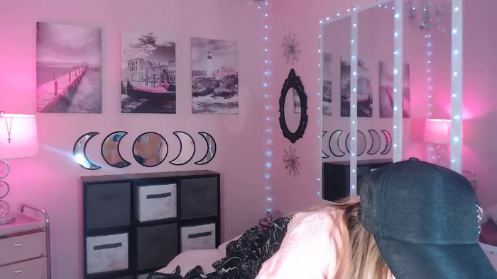 Lacey_Prescott