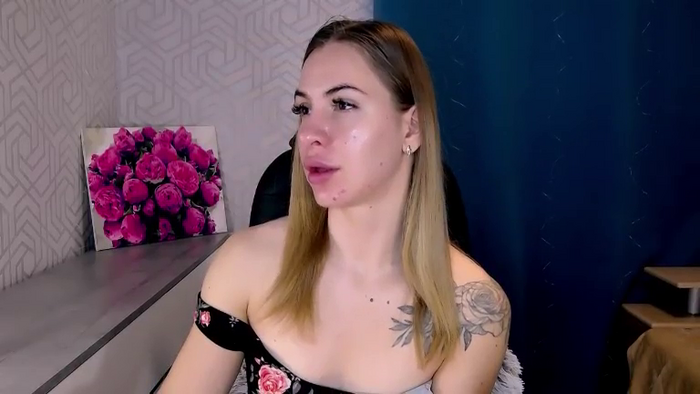MeganNaughtyy