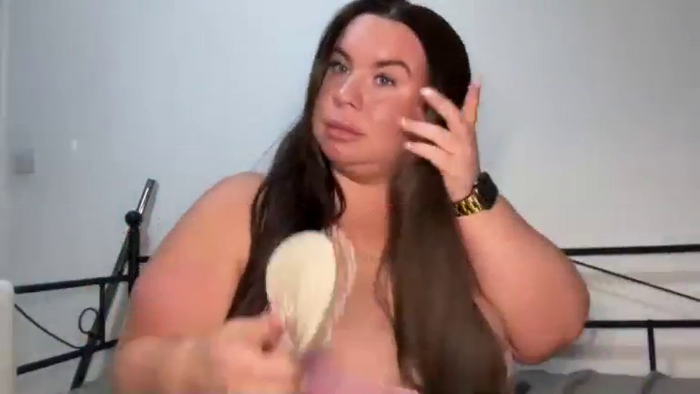 CharlieFoxxxUK