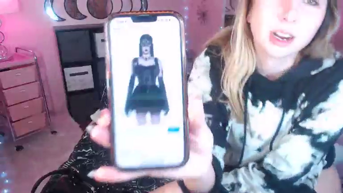 Lacey_Prescott