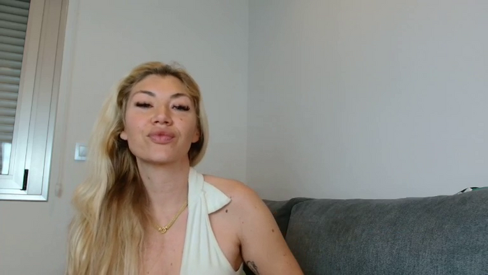 Photomodell69