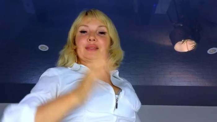 YrhotAbbyX