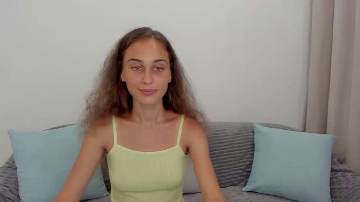 JuliaMoore18