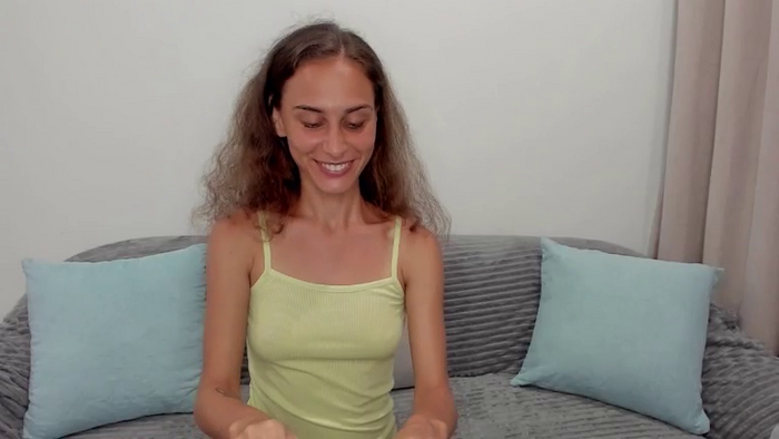 JuliaMoore18