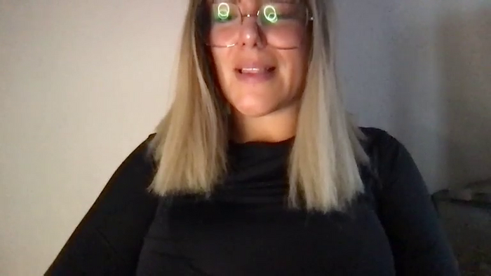 MistressLouUK