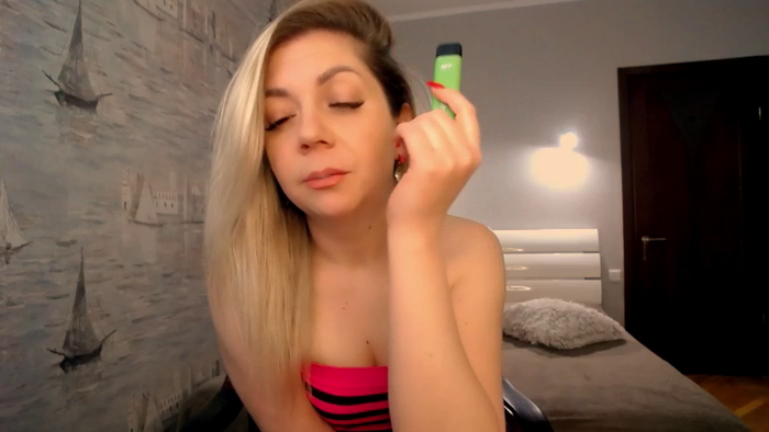 Nichole_Hill