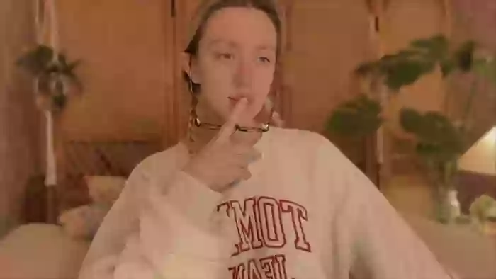 2024/05/05/streamate-bambifawn-16-53-18