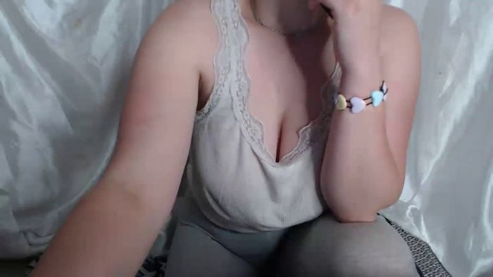 BettyGirlKiss