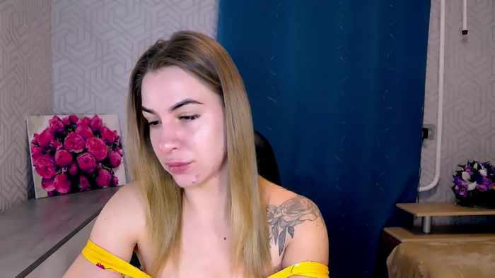 MeganNaughtyy