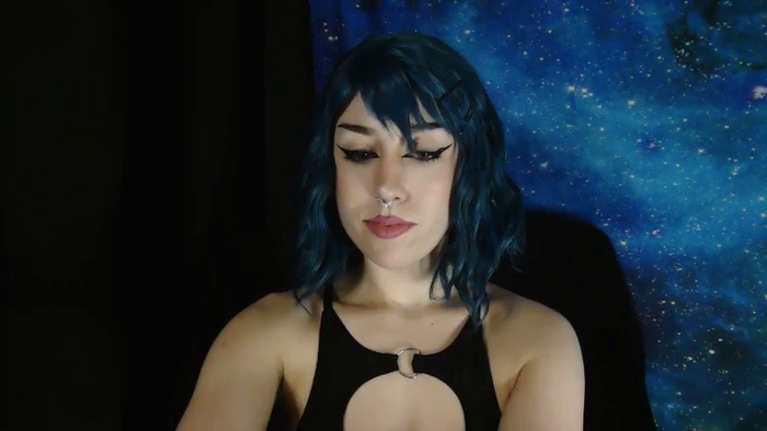 MissVikkiBlue