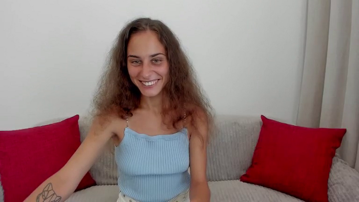JuliaMoore18