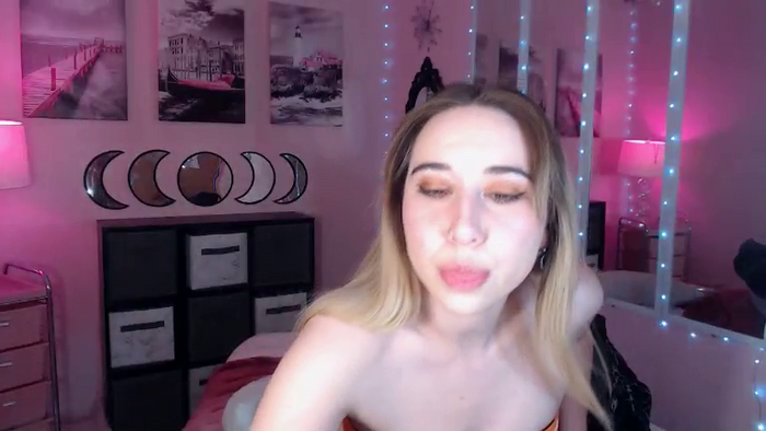 Lacey_Prescott