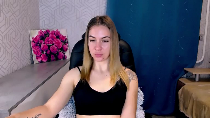 MeganNaughtyy
