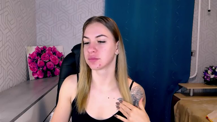 MeganNaughtyy