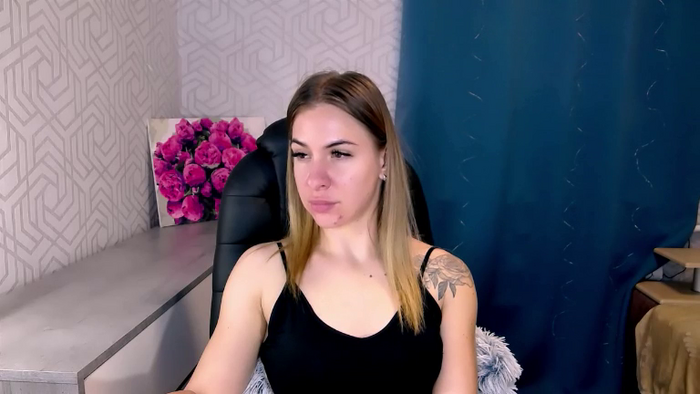 MeganNaughtyy