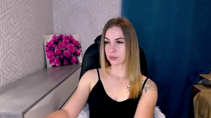 MeganNaughtyy