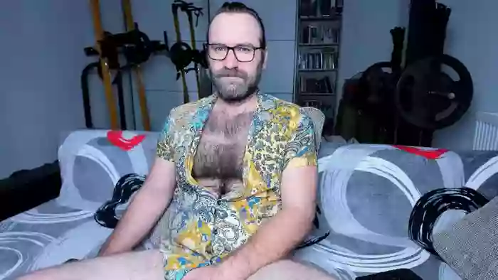 2024/05/09/streamate-furrball-03-21-32