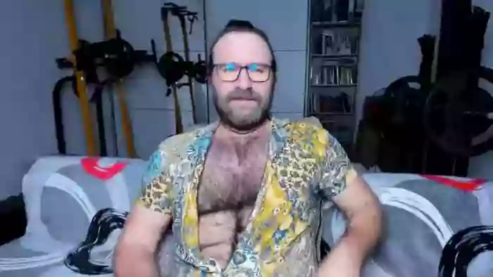 2024/05/09/streamate-furrball-05-04-41