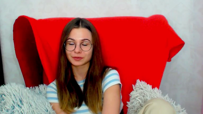 AliceeCute18