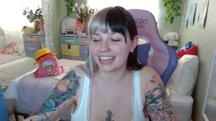 Angelina_Glass