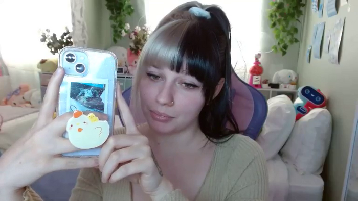 Angelina_Glass
