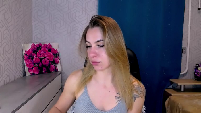 MeganNaughtyy