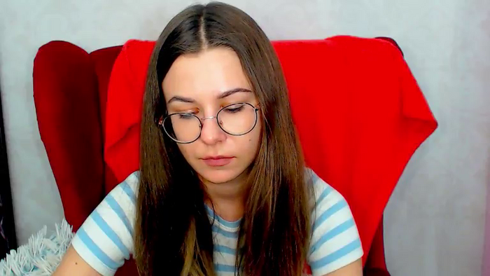 AliceeCute18