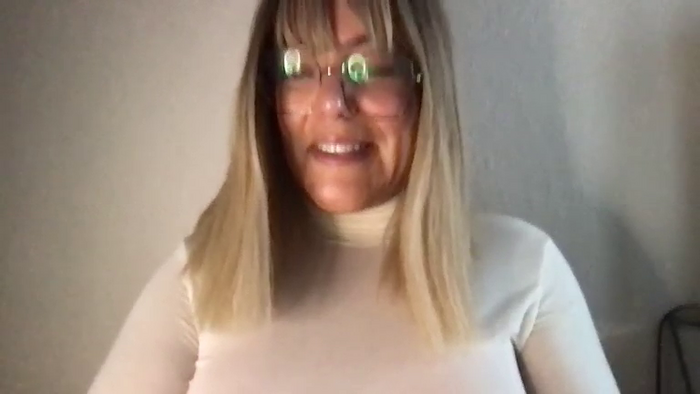MistressLouUK
