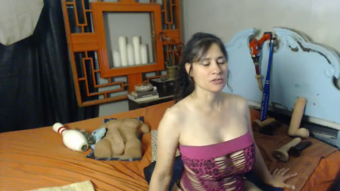 Nikki_Ferrari
